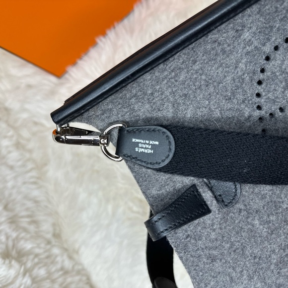 Hermes Evelyne Gen III Felt TPM Gray with Black Lining - Picture 10 of 14